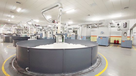 Fabricación en la cual se utilizan las materias textiles de los demás tejidos, incluidas las fibras sintéticas de tejido