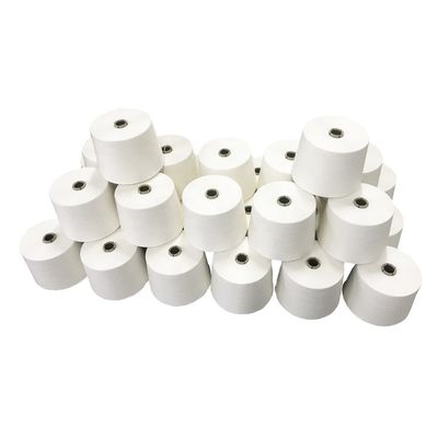 Los proveedores de hilados ofrecen poliéster reciclado Ne60/1 Sior Compact Spun Yarn para tejer